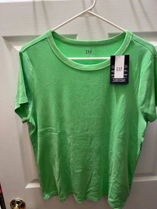 GAP Tops - GAP Short Sleeve Ribbed Tee in Light Green (Size XL) NEW WITH TAGS